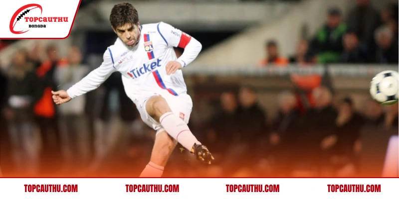 Danh sách top cầu thủ sút phạt thành bàn nhiều nhất thế giới thành công