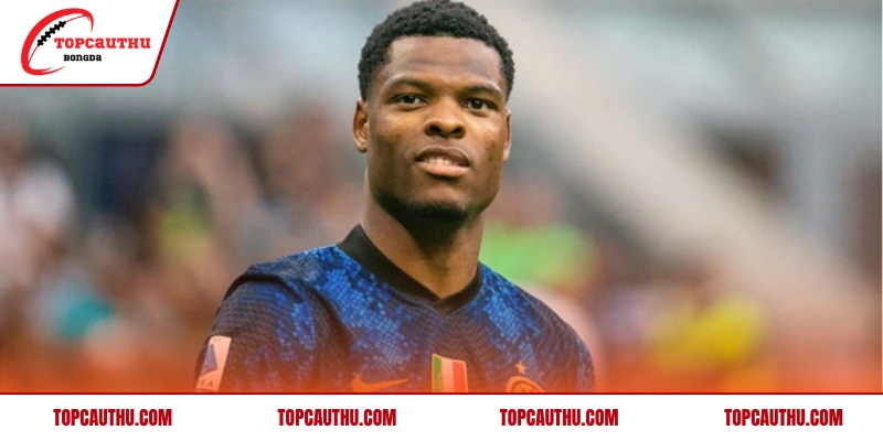 Bảng thống kê chi tiết các hậu vệ biên hàng đầu